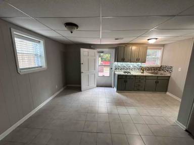 Main picture of 729 Carlouetta Rd SW
