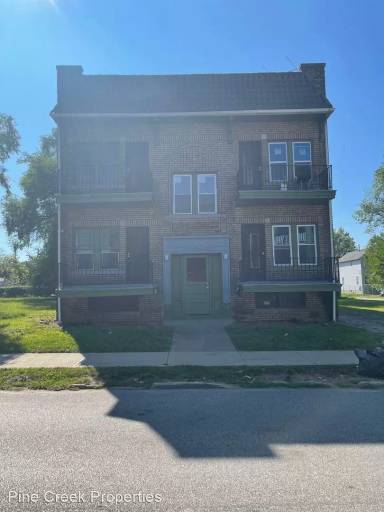 Main picture of 718 E 124th St