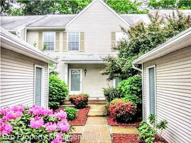 Main picture of 3409 Whitney Ave