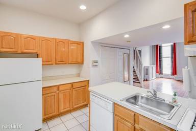 Main picture of 2016 Spring Garden St