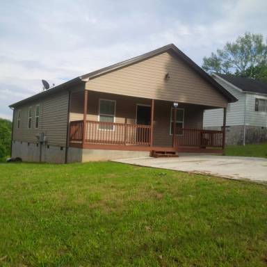 Main picture of 1506 Greenwood Rd