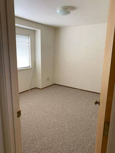 Main picture of 2292 Alliance Rd