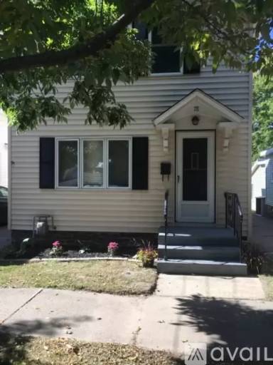 Main picture of 85 Erie St