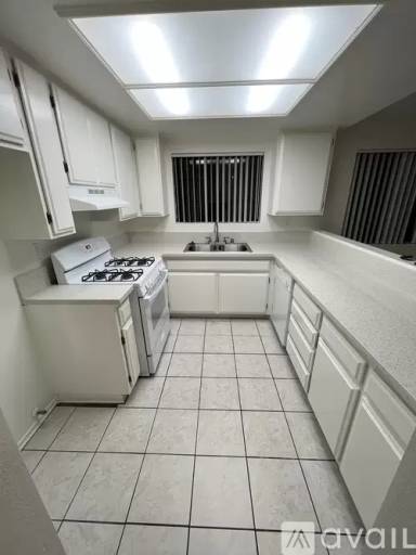 Main picture of 8141 Lampson Ave