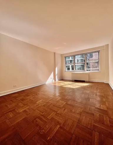 Main picture of 888 8th Avenue Apartments