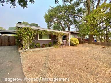 Main picture of 2740 Laurel St