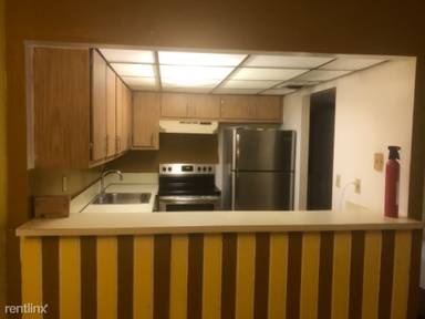 Main picture of 5921 Washington St