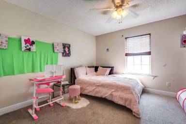 Main picture of 1696 Glenwood Ct