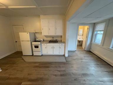 Main picture of 6 S Water St