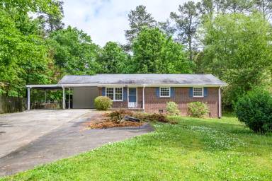 Main picture of 1131 Rochelle Dr