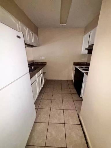 Main picture of 102 N Marigny Cir