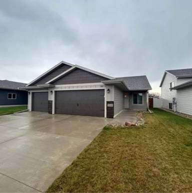 Main picture of 2813 S Richie Dr