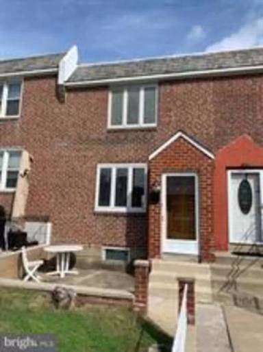 Main picture of 1345 N 76th St