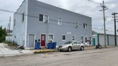 Main picture of 604 F Ave