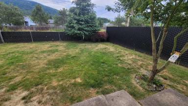 Main picture of 10 W 4th St