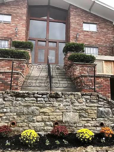 Main picture of 840 Alexandria Pike