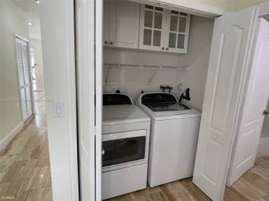 Main picture of 4415 SW 160th Ave