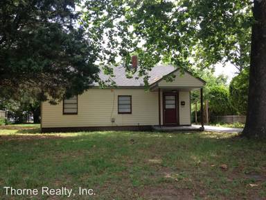 Main picture of 303 Old Sparta Rd