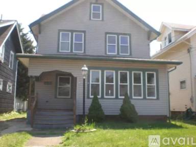 Main picture of 1232 Maryland Ave SW