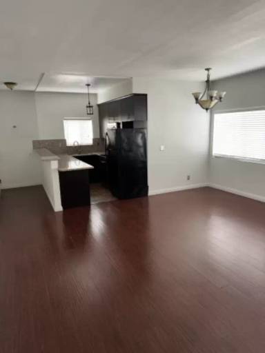 Main picture of 3727 Watseka Ave