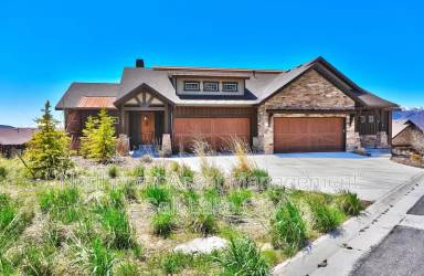 Main picture of 1692 E Viewside Cir