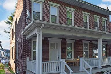 Main picture of 211 N Eberts Ln
