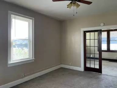 Main picture of 405 Blaine Ave