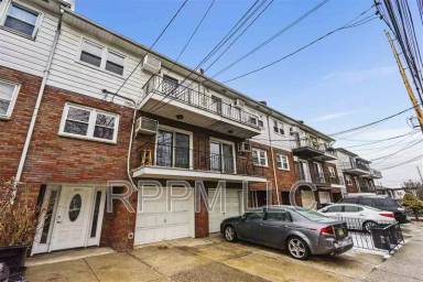 Main picture of 307 Neptune Ave