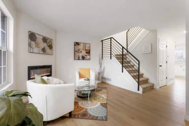 Main picture of 3040 W 107th Pl