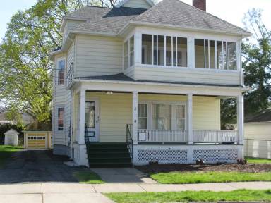 Main picture of 27 Division St