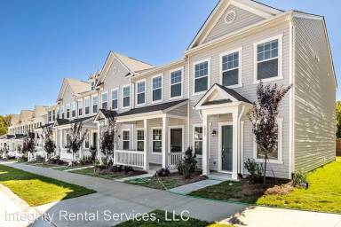Main picture of 104 Grover Ct