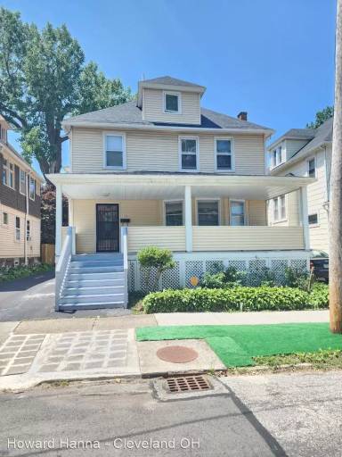 Main picture of 1358 W 89th St