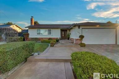 Main picture of 884 Wagoner Dr