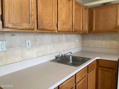 Main picture of 42 Douglas Ave