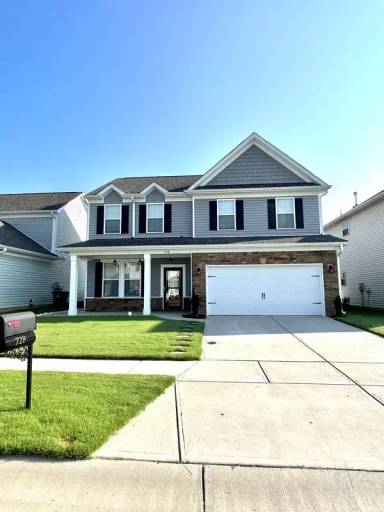 Main picture of 728 Robert Moses Dr