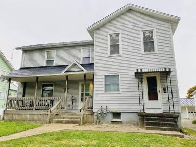 Main picture of 212 Elm St