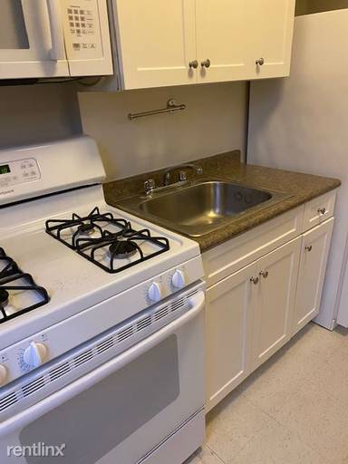 Main picture of Plum Tree apartments