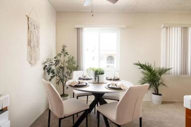 Main picture of 4790 Conrad Ave