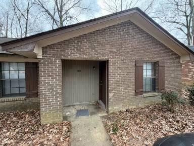 Main picture of 5 Vernon Ln