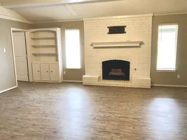 Main picture of 8606 Geneva Ave