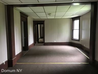 Main picture of 235 Watson St