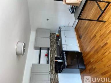 Main picture of 11915 147th St