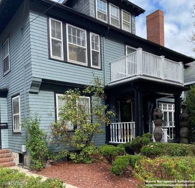 Main picture of 169 Winchester St