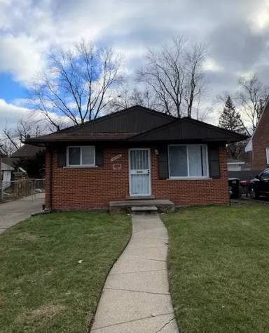 Main picture of 23525 Kress St