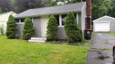 Main picture of 8 Whitney Ave