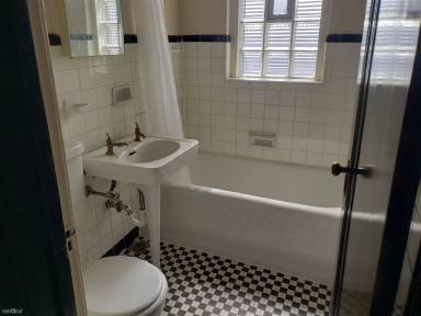 Main picture of 126 N Genesee St