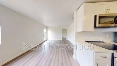 Main picture of 410 Evelyn Ave