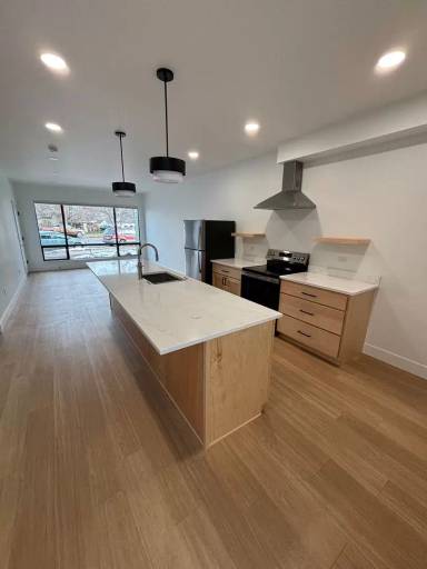 Main picture of 521 Toole Ave