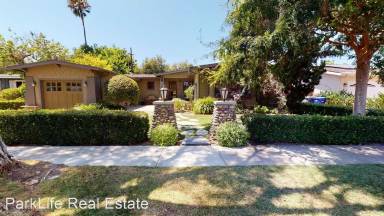 Main picture of 840 Coronado Ave