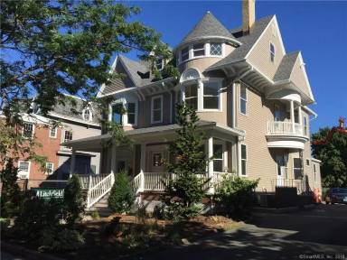 Main picture of 1435 Chapel St